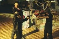 一触即発!『スペシャルズ』銃撃アクション本編映像解禁 伝説の元殺し屋ダイヤの登場シーンにも注目