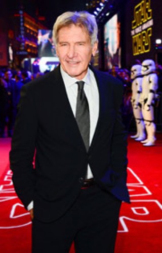 『スター・ウォーズ/フォースの覚醒』、初週世界興行収入が627億円超え!