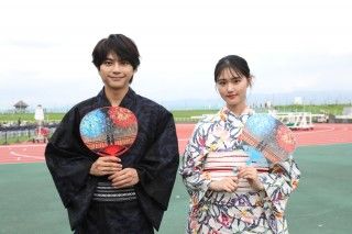 映画オリジナル花火を打ち上げ!長岡大花火大会に佐藤勝利と原菜乃華が登場『君と花火と約束と』サプライズ花火1