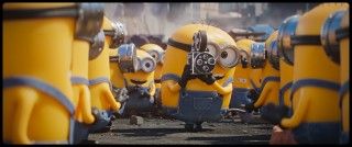 あの喜劇王の姿も?映画愛溢れるオマージュシーンが散りばめられた『ミニオンズ&モンスターズ』本編シーン到着2