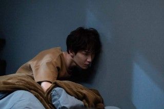 Snow Man渡辺翔太が3物件で怪奇に迫る。「事故物件ゾク 恐い間取り」場面写真解禁3