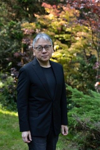 「遠い⼭なみの光」 原作者カズオ・イシグロが本作と戦争、⻑崎について語るインタビュー映像が解禁