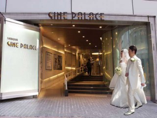 『きみがくれた物語』タキシード・ウェディングドレス着用でカップル鑑賞無料キャンペーンを実施