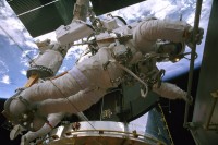 HUBBLE 3D ハッブル 宇宙望遠鏡