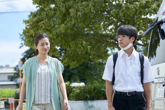 茜色に焼かれるの上映スケジュール 映画情報 映画の時間