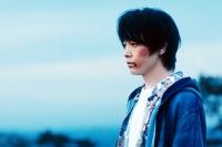 出入りは自由だが離れることができない“町”とは!?映画『人数の町』中村倫也主演で公開決定