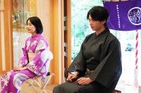 中村倫也と石橋静河が浴衣で登場！『人数の町』公開記念大当たり祈願＆完成記念会見