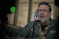 ラッセル・クロウは地獄の包囲網から新人兵を救えるか!?『ランド・オブ・バッド』杉田智和ナレーション予告映像解禁