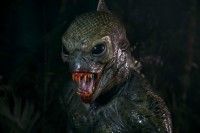 ディーン・フジオカに襲い掛かる半魚人、ついに公開！『オラン・イカン』場面カット解禁