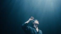福山雅治が音楽で紡ぐ《時を超えた愛の鎮魂歌》『あの星が降る丘で、君とまた出会いたい。』×「邂逅」インスパイアムービー解禁