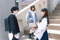 「笑顔に隠された想いとはー？『時給三〇〇円の死神』渋谷凪咲演じる朝月静香の場面写真解禁」イメージ画像