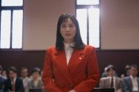 「 綾瀬はるか＆ファーストサマーウイカ、ボディコン姿で颯爽と法廷へ！映画『ファーストボイス』公開直前スペシャル映像解禁！」イメージ画像