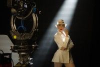 「ジェニファー・ロペスが一人三役に挑戦！『蜘蛛女のキス』2027年1月1日(金)公開決定！ポスター、メイン写真解禁」イメージ画像