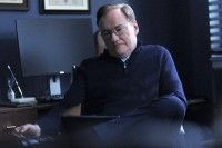 「ワンオペレーション」ローズ・バーン vs コナン・オブライエンの対話シーン公開