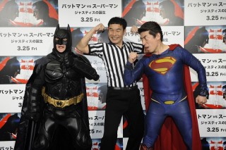日本の“DC”ダチョウ倶楽部登壇！『バットマン VS スーパーマン ジャスティスの誕生』世紀の対決イベント１