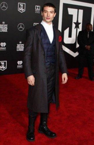 フラッシュの単独映画、製作開始時期が延期
