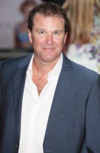 新作『ジョーカー』のアルフレッド役にダグラス・ホッジ!