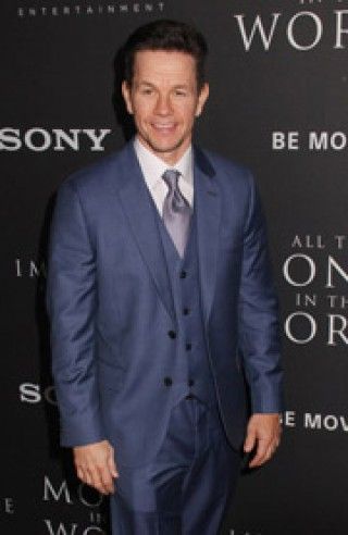 マーク・ウォールバーグ、新作映画でクリス・エヴァンスの後任に
