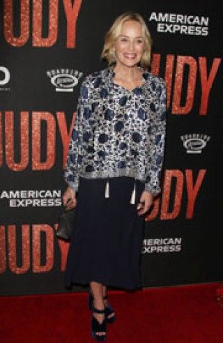 シャロン・ストーン、自身の名前を曲に無断使用した女性ラッパーを訴える