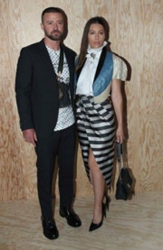 ジャスティン・ティンバーレイク、共演女優とのスキャンダルで妻に謝罪