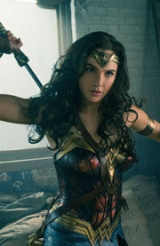 『ワンダーウーマン 1984』、全米公開延期へ