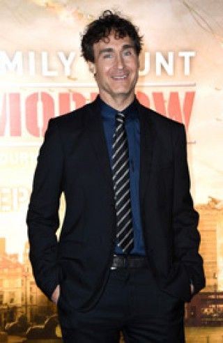 ダグ・リーマン、トム・クルーズ主演の宇宙で撮影の映画で監督へ