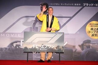 ブラッド・ピット≪超高速≫来日で舞台挨拶に登壇！『F1(R)／エフワン』熱狂的ファンたちと法被姿で三本締め！２