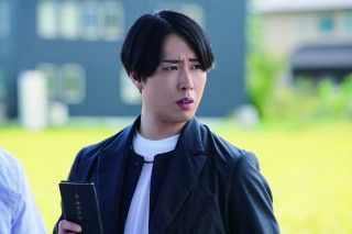 キャスト陣も絶賛！宮舘涼太、キーマン・北斗役で圧倒的存在感！『火喰鳥を、喰う』新カット&コメント解禁１