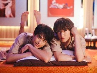 初共演とは思えない“信頼”と“距離感”『（LOVE SONG）』森崎ウィン＆向井康二（Snow Man）の絆オフショット解禁