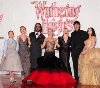 日本のファンへのメッセージも!!『嵐が丘』ワールドプレミア マーゴット・ロビーら豪華キャスト大集結