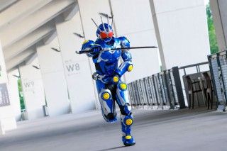 氷川誠、25 年の時を経て＜仮面ライダーG7＞へ！『アギト—超能力戦争—』G7システム起動シーンの本編映像解禁２