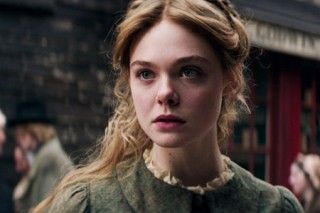 『メアリーの総て』エル・ファニングのインタビュー映像解禁！「今の世の中だからこそ、彼女の物語を知ってもらうべき」