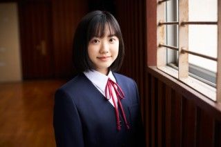 女優・芦田愛菜、待望の実写映画主演作 映画『星の子』役のため髪を30cm以上カット！＆コメントも到着！