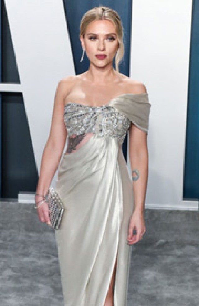 スカーレット ヨハンソンが妊娠 映画の時間