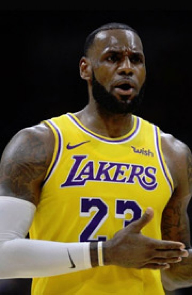 レブロン ジェームズ バスケットボール映画を製作へ 映画の時間