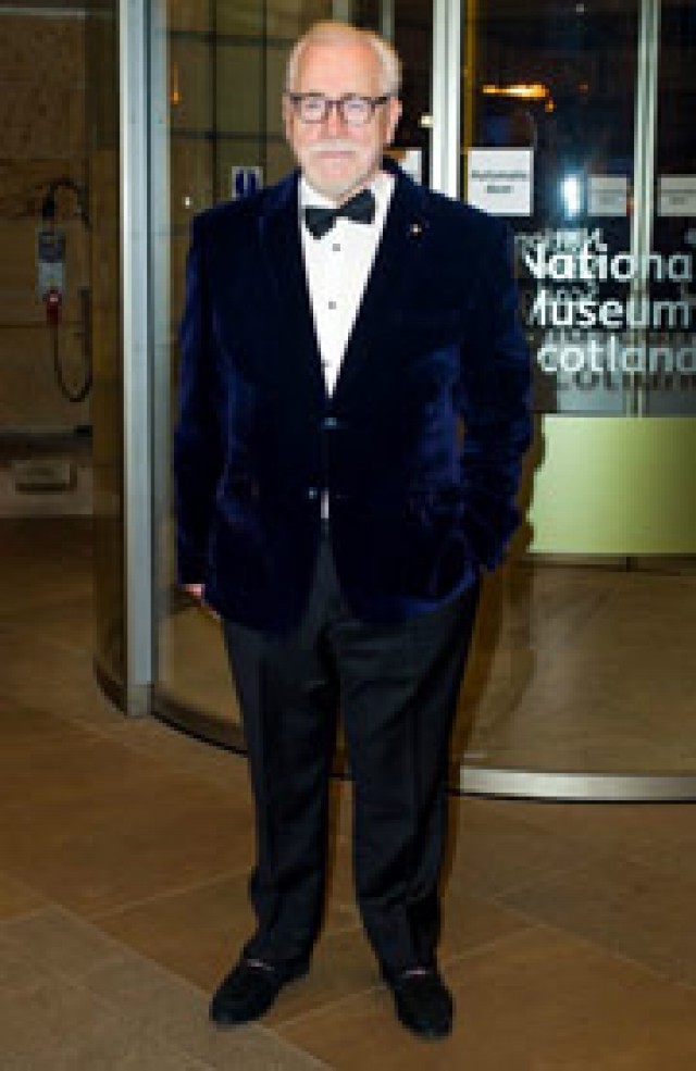 ブライアン コックスとリサ クドロー 新作ポルターガイスト コメディで共演へ 映画の時間